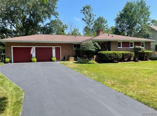 155 Lakewood Pkwy, Amherst, NY 14226