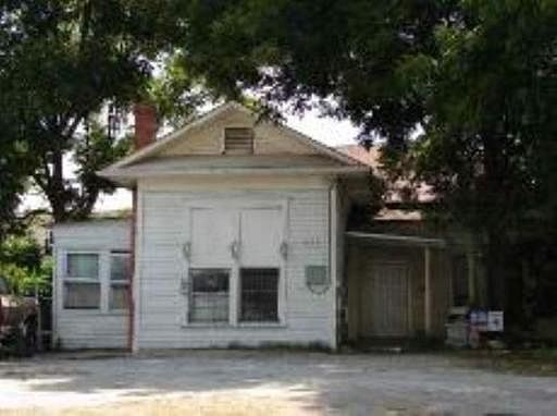 3rd image of 1016 FLORES ST