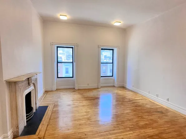 858 Lexington Avenue image 1 of 8