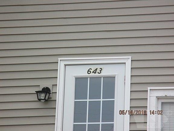 4th image of 1695 Mulholland St