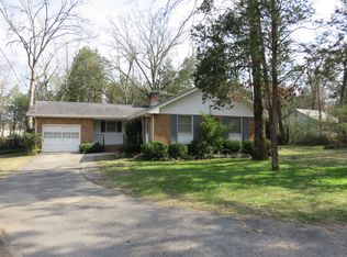608 Cove Rd, Chickamauga, GA 30707
