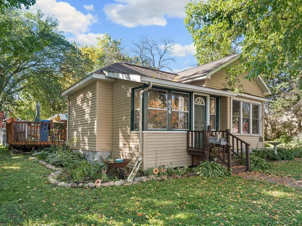 606 4th Ave NE, Waseca, MN 56093