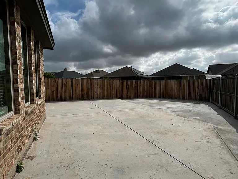2032 Twin Falls Dr — Photo 19