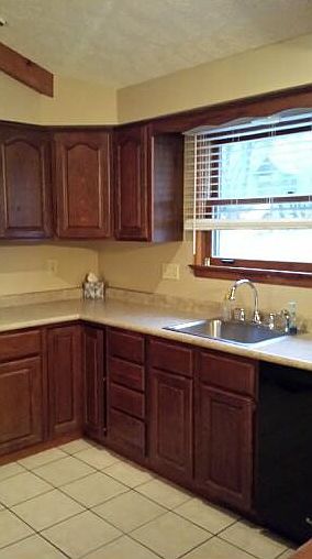2nd image of 4721 Woodlake Dr