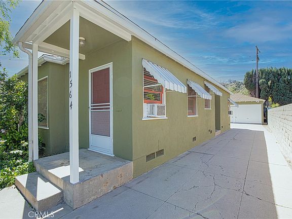 2nd image of 1562 Riverside Dr