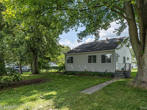 14672 Inkster Rd, Romulus, MI 48174