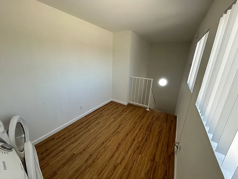 8525 Saturn St — Photo 30