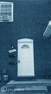 2nd image of 805 Stoll St