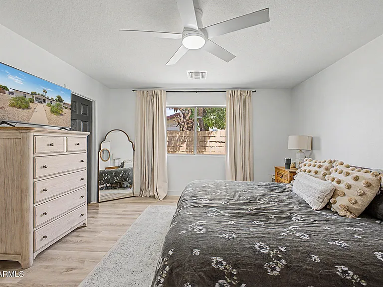 5140 E Poinsettia Dr — Photo 21