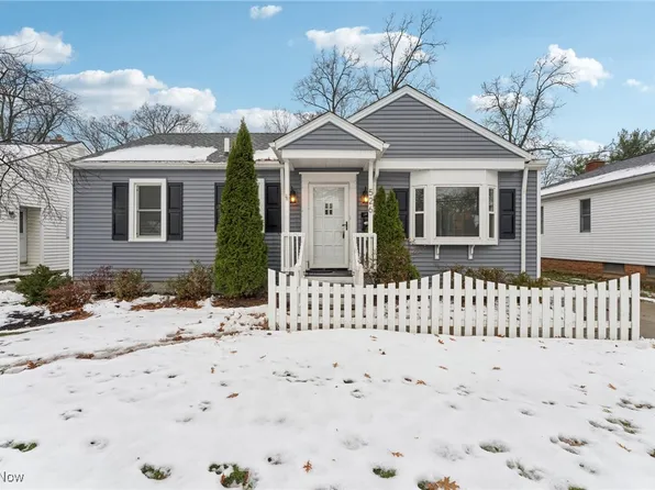 526 Glen Park Dr, Bay Village, OH 44140