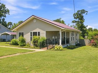 1300 S 9th St, Rogers, AR 72756