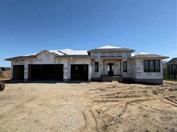 5557 Silver Rock Dr, Marion, IA 52302
