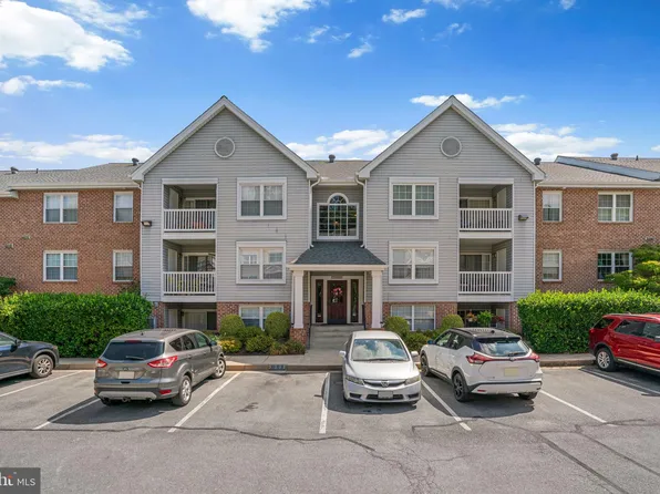 3 Rumford Dr Unit 104, Catonsville, MD 21228
