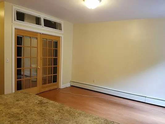 Rented by Manhattan Apartment Organization | media 39