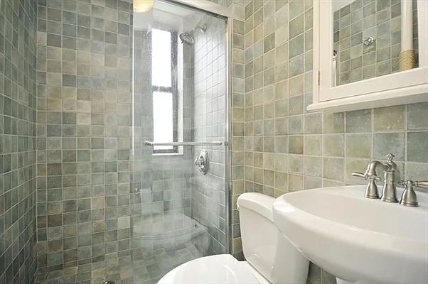 Sold by Citi Habitats | media 8