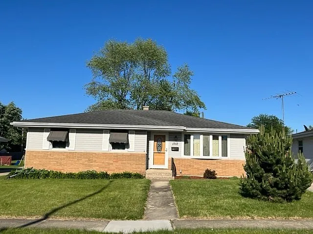 1312 Hosmer St photo 1