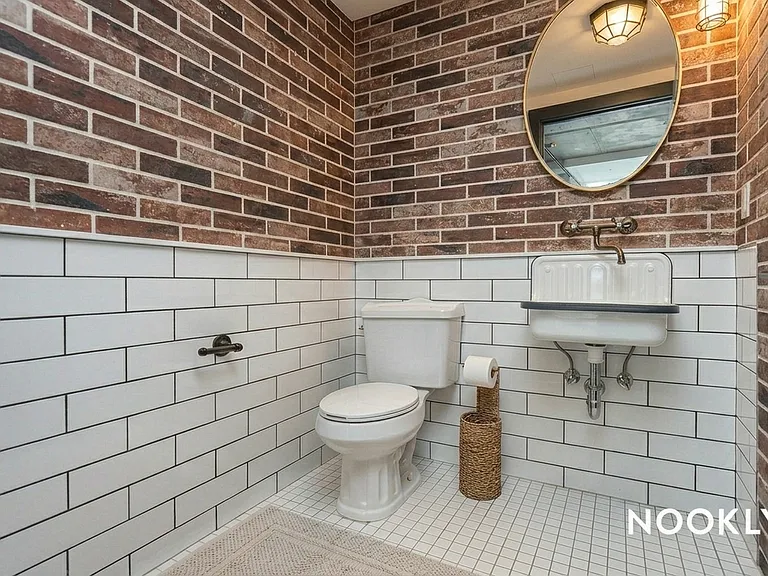 639 Foster Ave #504 — Photo 7