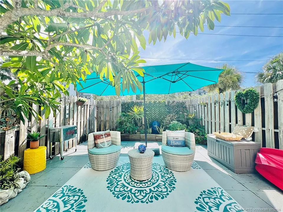 4225 N Highway A1A #20