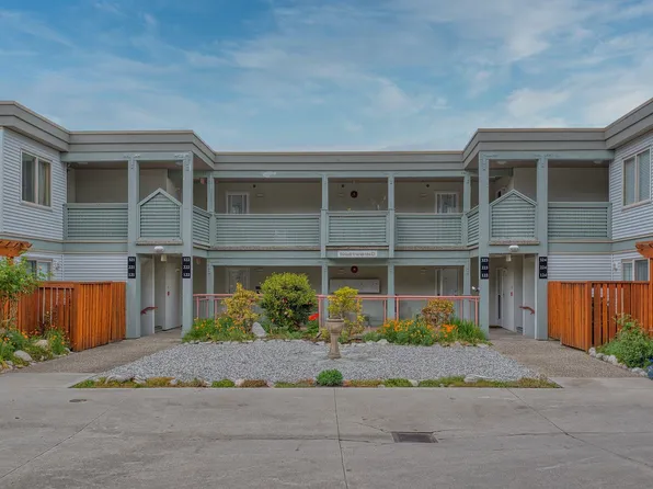 5780 Trail Ave #121, Sechelt, BC V7Z 0K5
