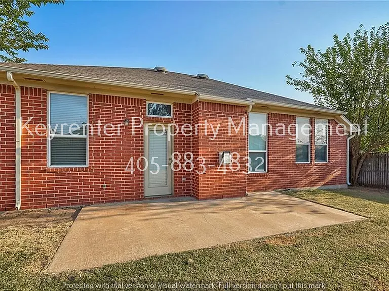 2404 NW 161st St — Photo 21