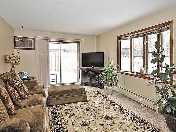 Spacious LR w/ Patio Acce