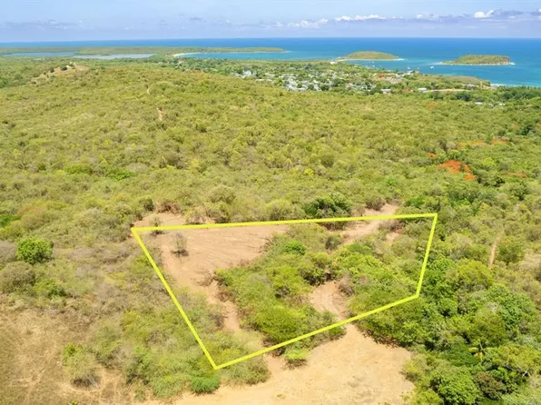 55 Calle De Batu, Vieques, PR 00765