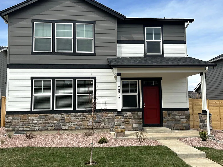 20512 SE Byron Ave — Photo 1