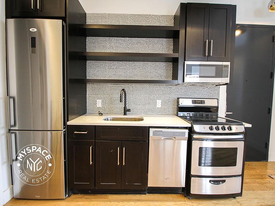 1st image of 196 Montrose Ave #1A