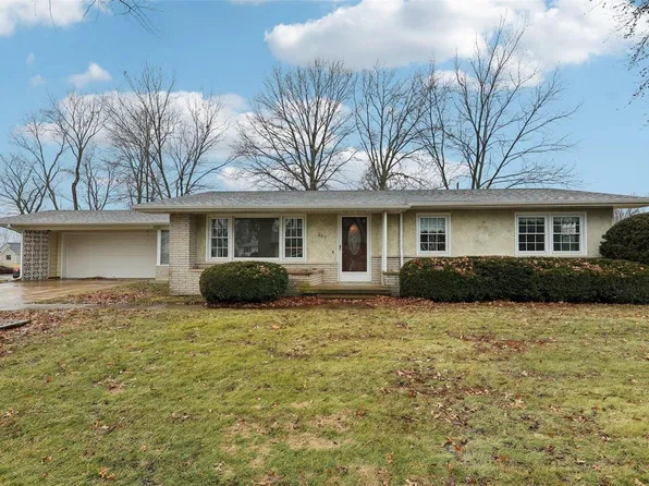 205 Kaskaskia Dr, Bartelso, IL 62218