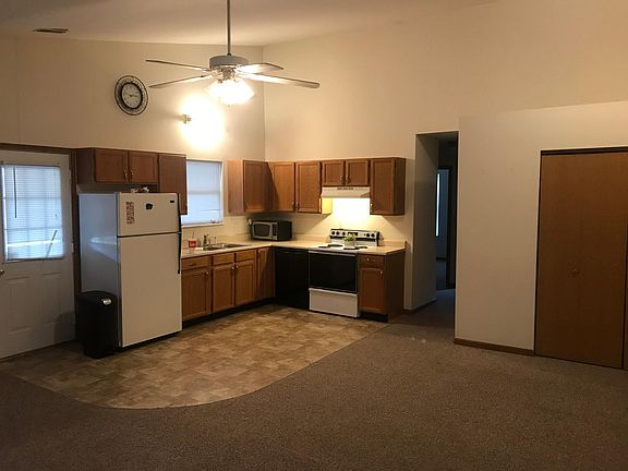 2nd image of 580 Trojan Dr