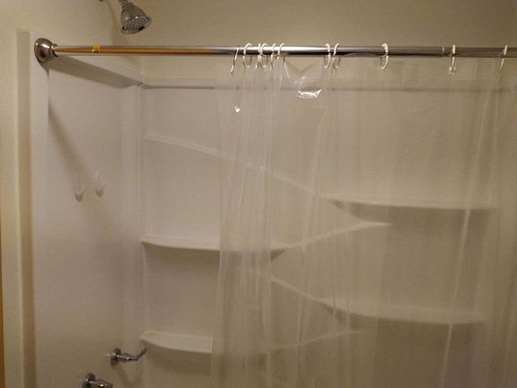 4th image of 161 Bleeker St #4