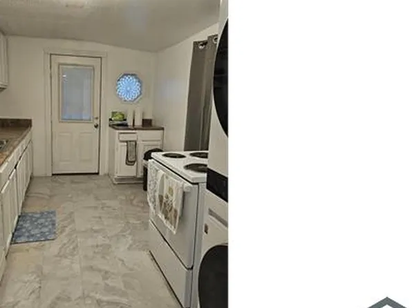 537 N Baehr St, Wichita, KS 67212