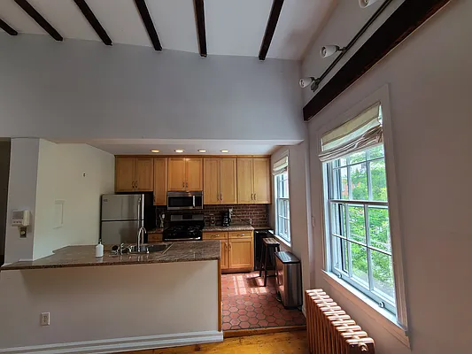 Rented by M.Woods & Associates | media 5