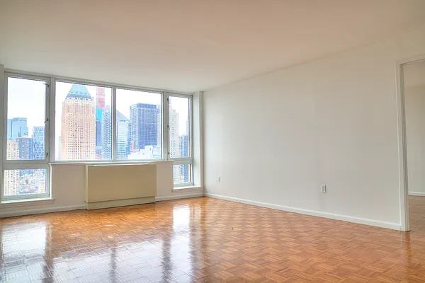 Rented by Addison Property Group | media 10