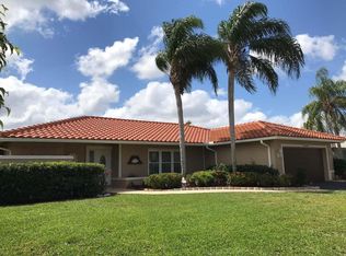10305 Crosswind Rd, Boca Raton, FL 33498