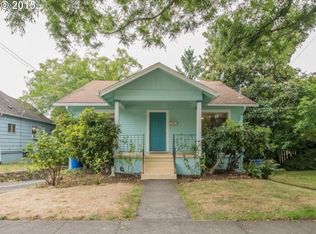305 SE 61st Ave, Portland, OR
