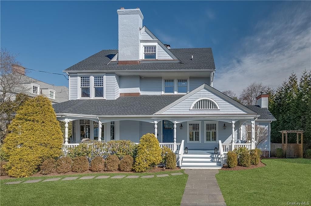 45 Larchmont Avenue, Larchmont, NY 10538 | Zillow