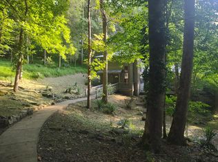 433 Sneed Hollow Rd, Whitleyville, TN 38588