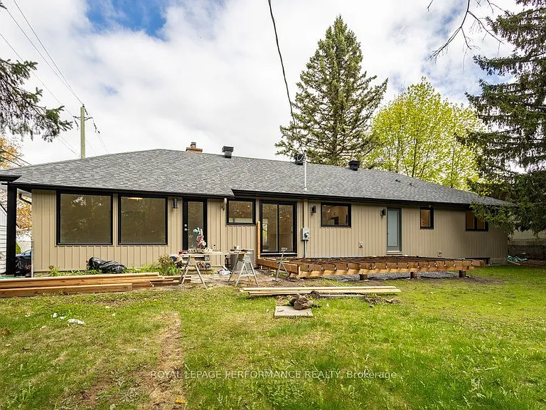 180 Roger Rd — Photo 50
