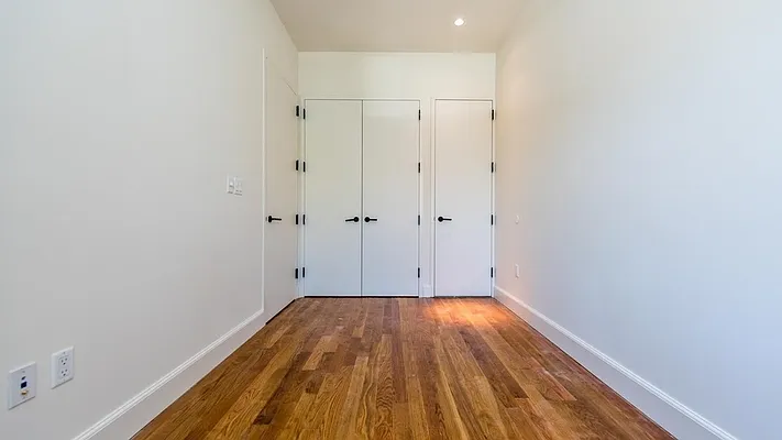 Rented by Nooklyn NYC LLC | media 68