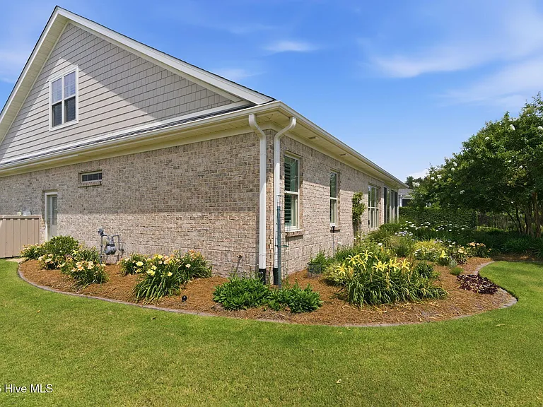 1226 Nightingale Ct — Photo 41