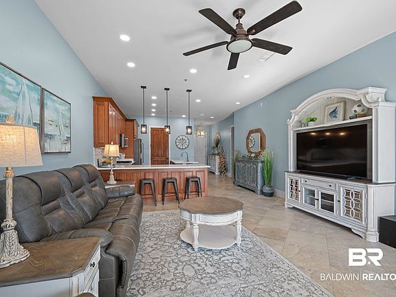 5th image of 3944 Todd Ln Unit 802