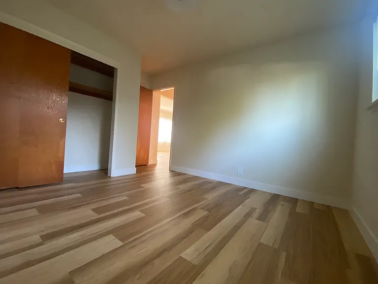 Bedroom Right