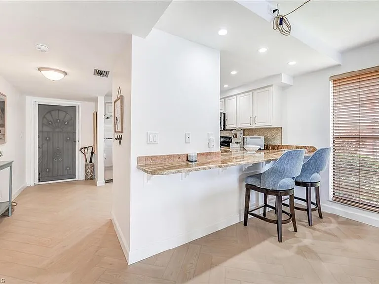 332 Charlemagne Blvd #H101 — Photo 8