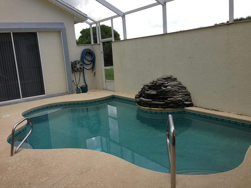 Private courtyard pool