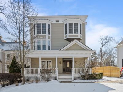 399 E Deerpath, Lake Forest, IL, 60045