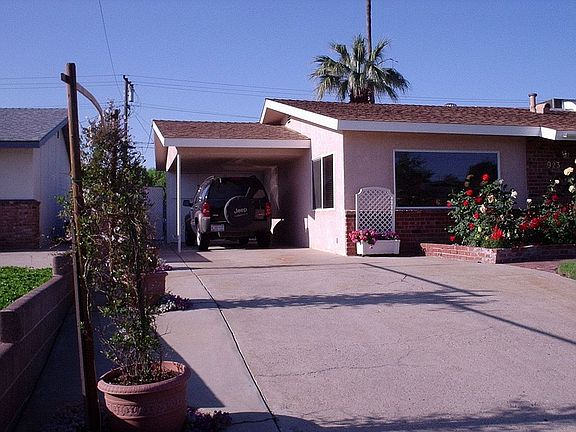 From Street to driveway