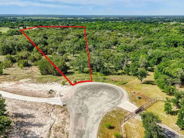 4033 Fall Creek Dr, Weatherford, TX 76087