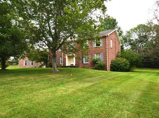 855 Roanoke Dr, Harrodsburg, KY 40330