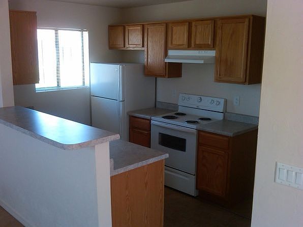 1st image of 3719 E Garden St